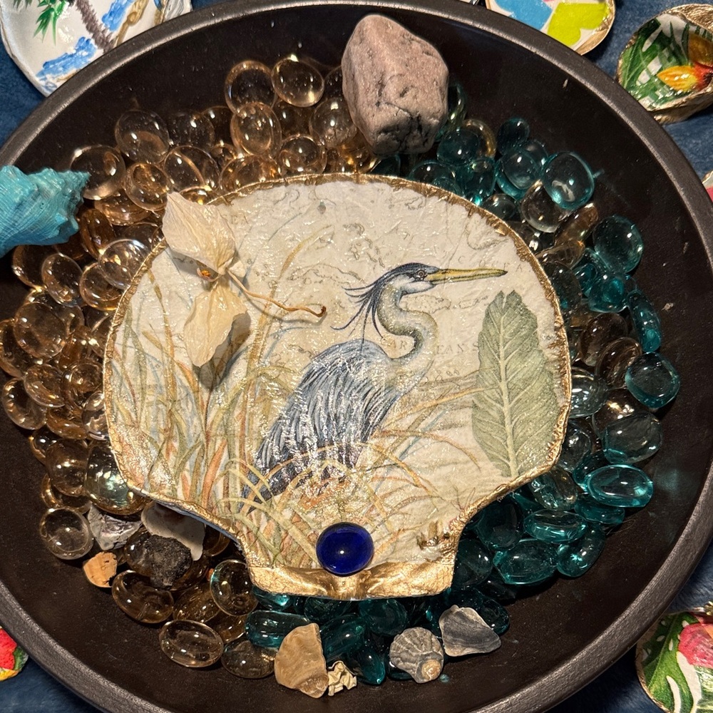 Decorative Heron Shell Plate with Blue and Gold Accents